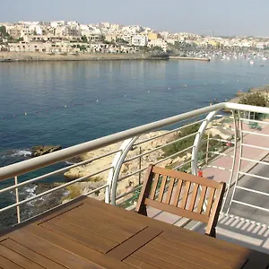  Apartment Seafront Marsascala Malta